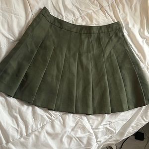 Pleated skirt